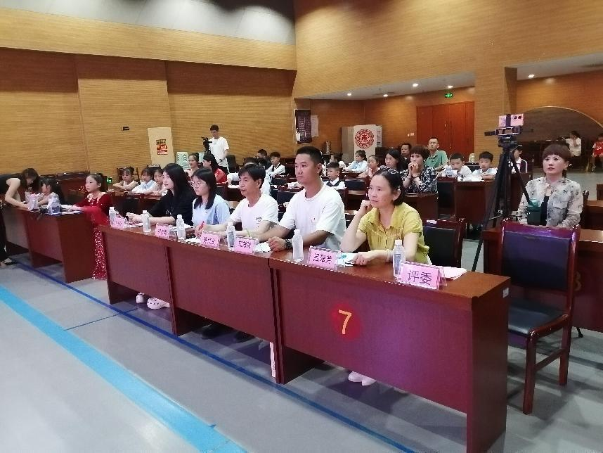 图片8.png 巨野博物馆成功举办“讲好红色故事,赓续红色血脉-----我是小小讲解员”讲解比赛 巨博新闻 第2张 巨野博物馆成功举办“讲好红色故事,赓续红色血脉-----我是小小讲解员”讲解比赛 巨博新闻 第2张