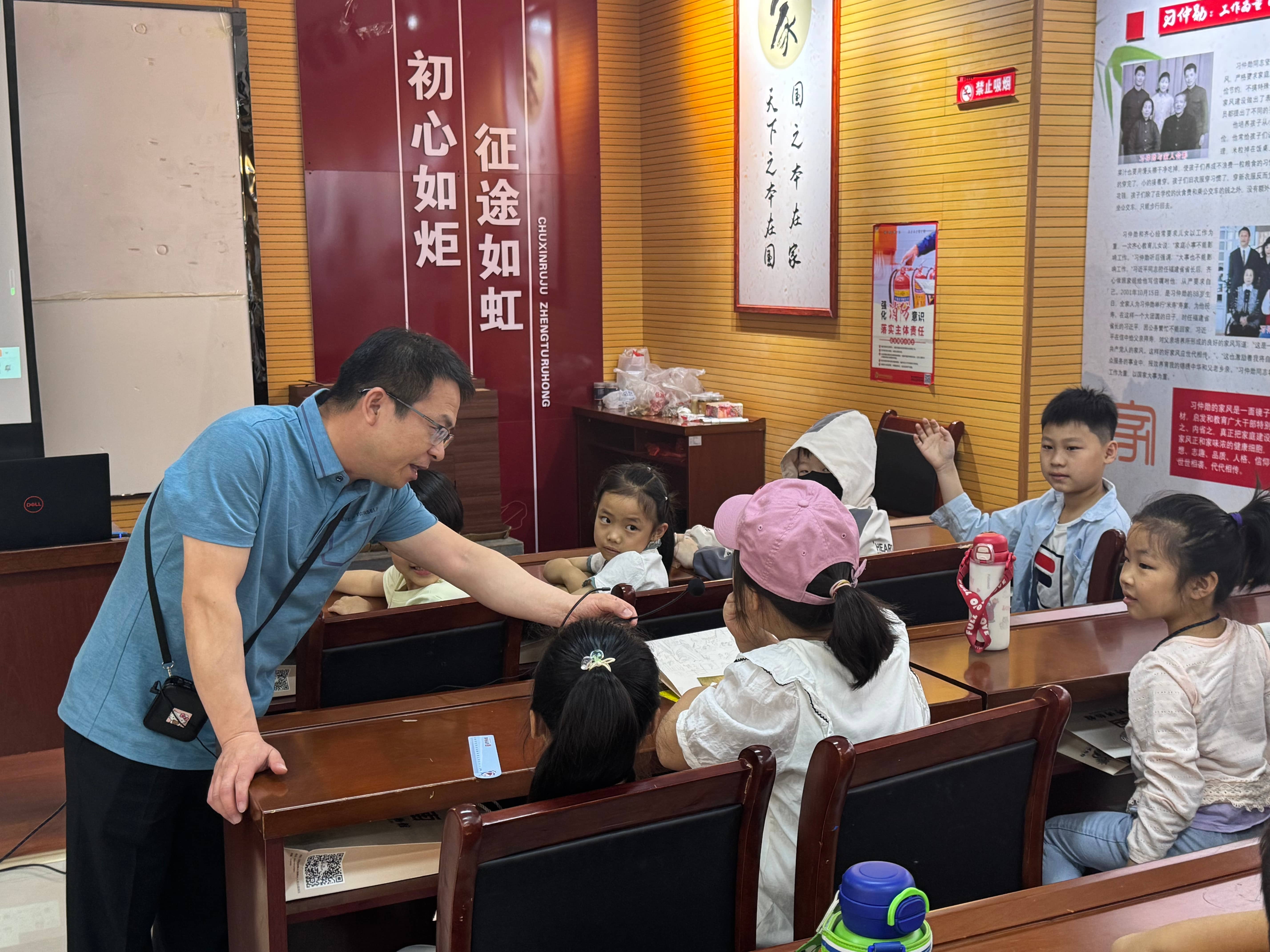 活动回顾|端午节——墨宝药韵：书法与中药材联动创意DIY活动 参观报道 第2张